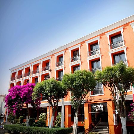 Hotel Emily Pachuca Exterior photo